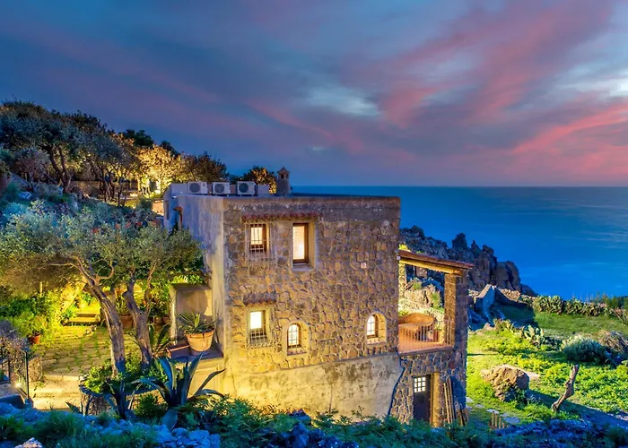 Villa Gio Punta Caruso *
