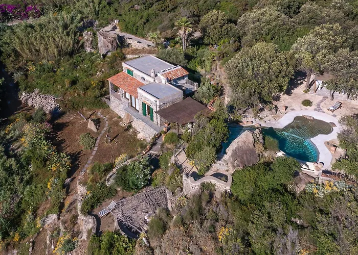 Gio Punta Caruso Villa *